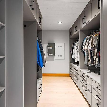 Kingfisher Manor Villa Суук Екстериор снимка