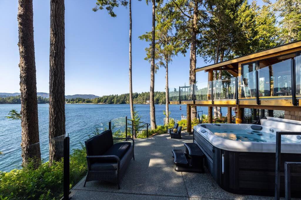 Kingfisher Manor Villa Суук Екстериор снимка