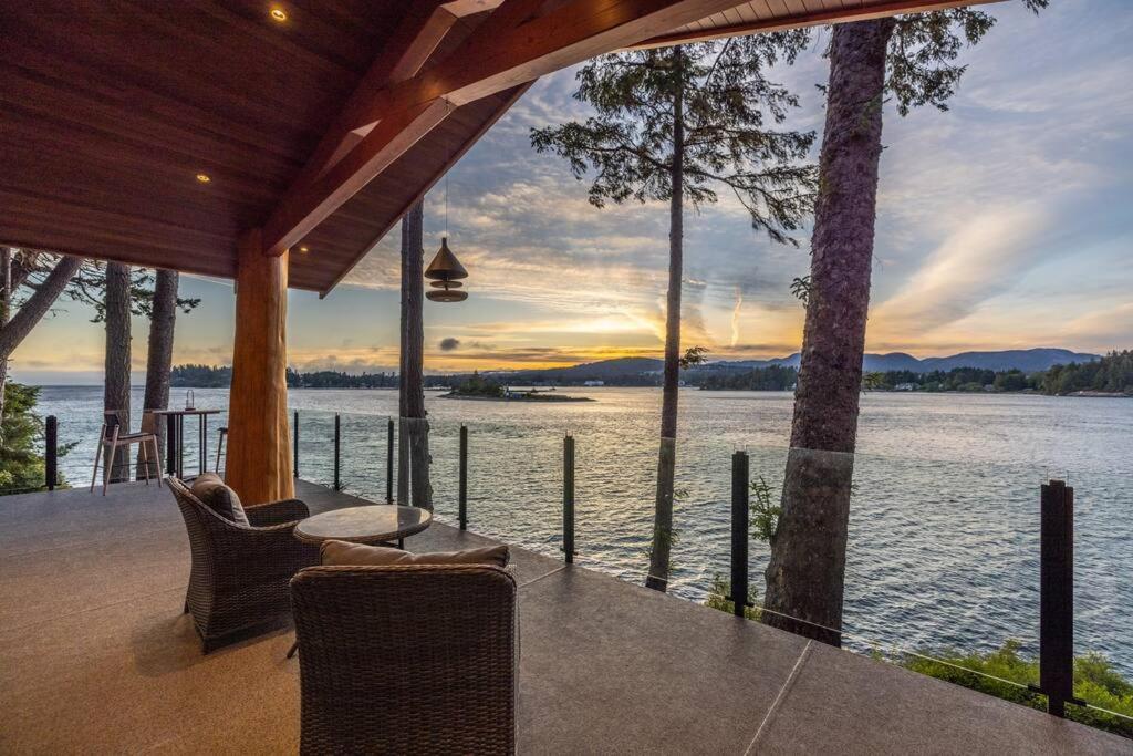 Kingfisher Manor Villa Суук Екстериор снимка