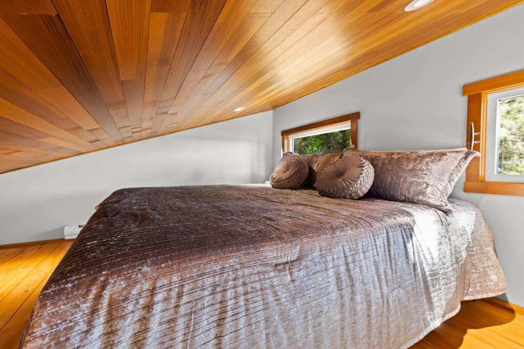 Kingfisher Manor Villa Суук Екстериор снимка