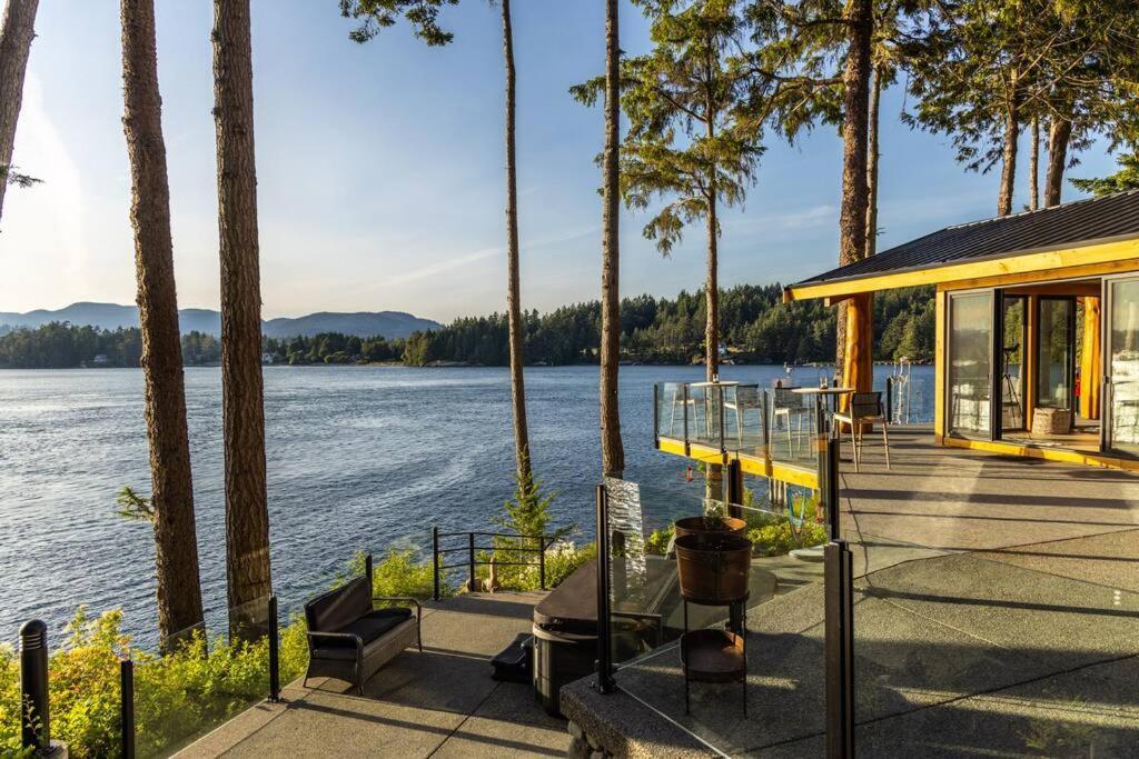 Kingfisher Manor Villa Суук Екстериор снимка