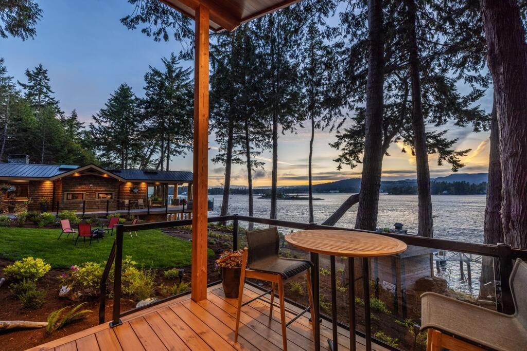 Kingfisher Manor Villa Суук Екстериор снимка