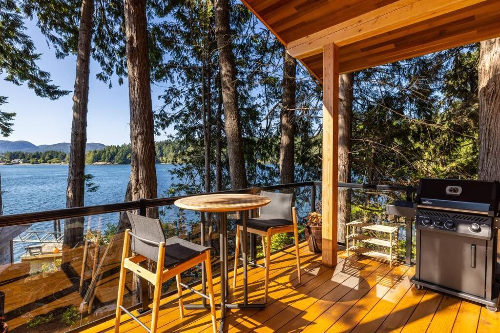 Kingfisher Manor Villa Суук Екстериор снимка